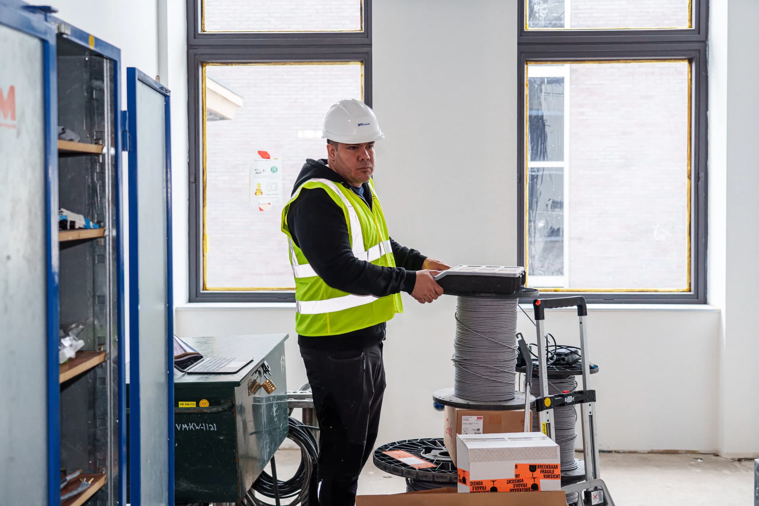 Utiliteitsbouw elektrotechniek door Thodé Techniek